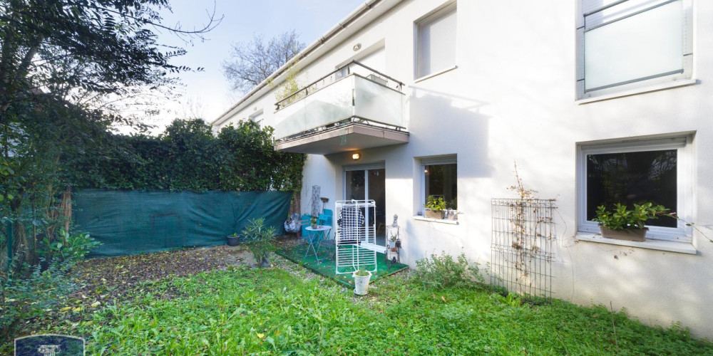 appartement à PAU (64000)