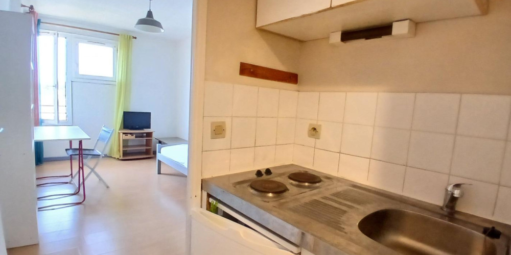 appartement à LONS (64140)