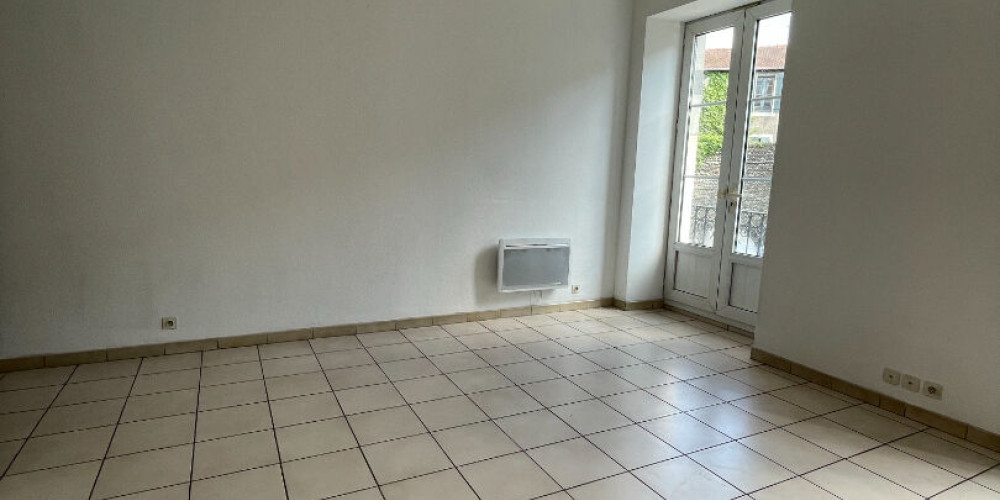 appartement à PAU (64000)