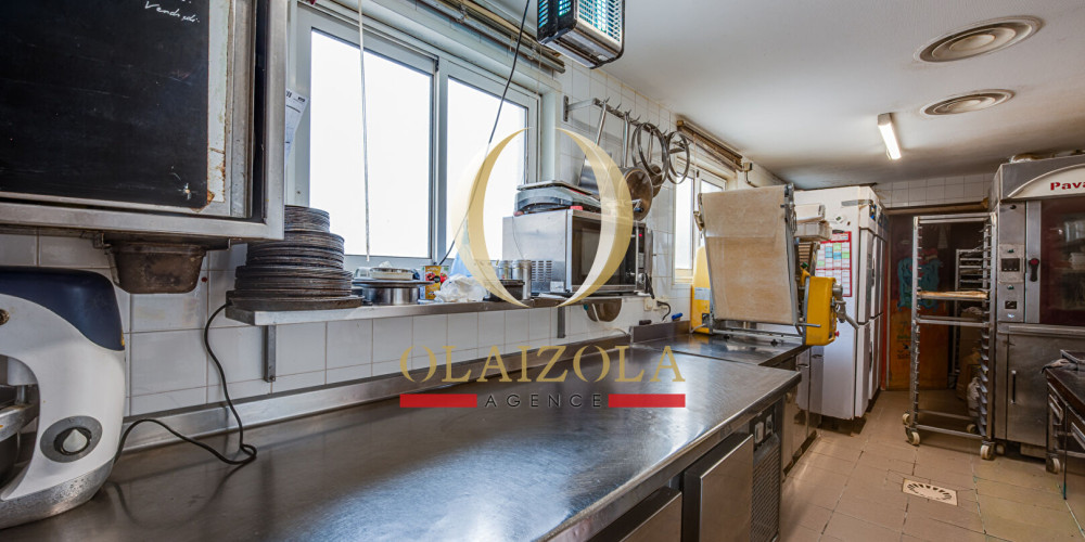 fond de commerce à ARBONNE (64210)