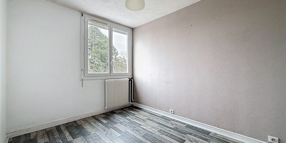 appartement à PAU (64000)