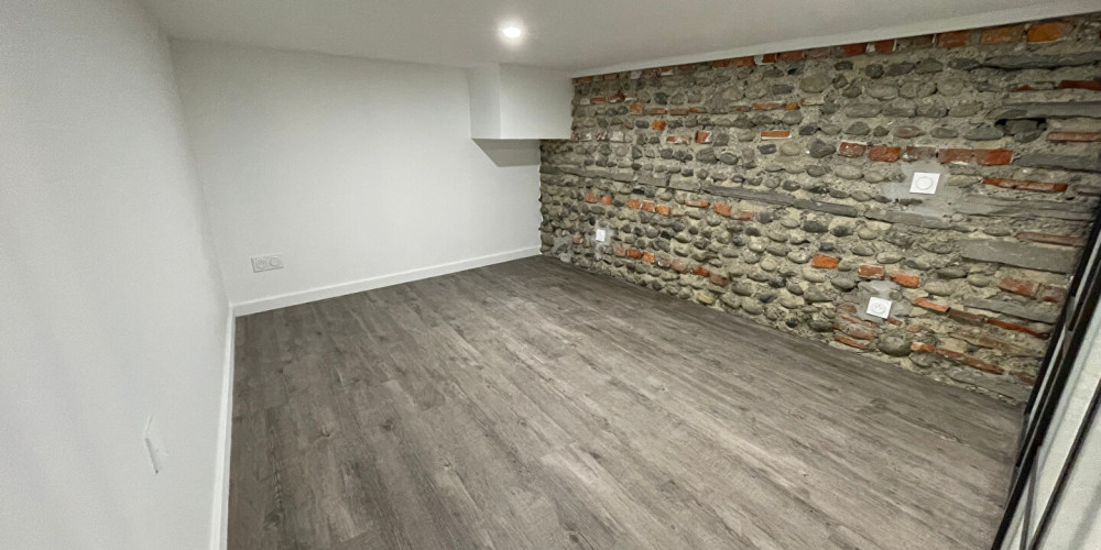 appartement à PAU (64000)
