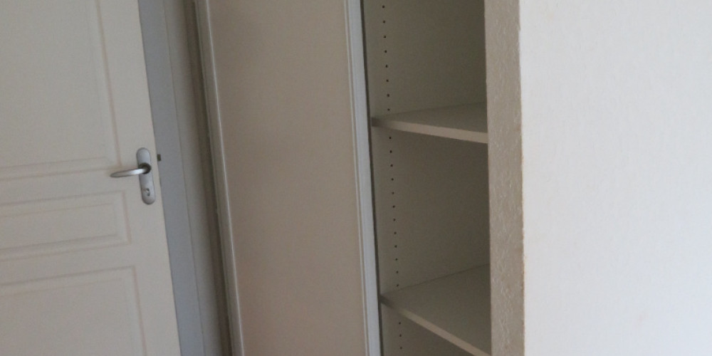 appartement à PAU (64000)