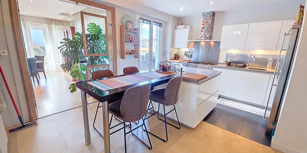 maison à GELOS (64110)