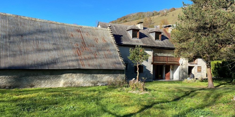 maison à CAMPAN (65710)