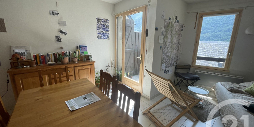 appartement à ESQUIEZE SERE (65120)