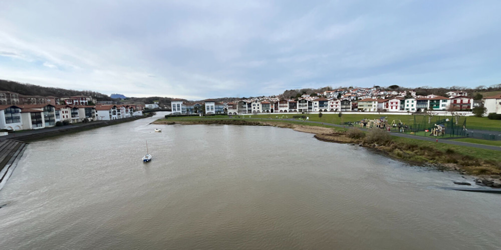 appartement à CIBOURE (64500)