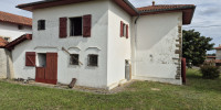maison à BARDOS (64520)
