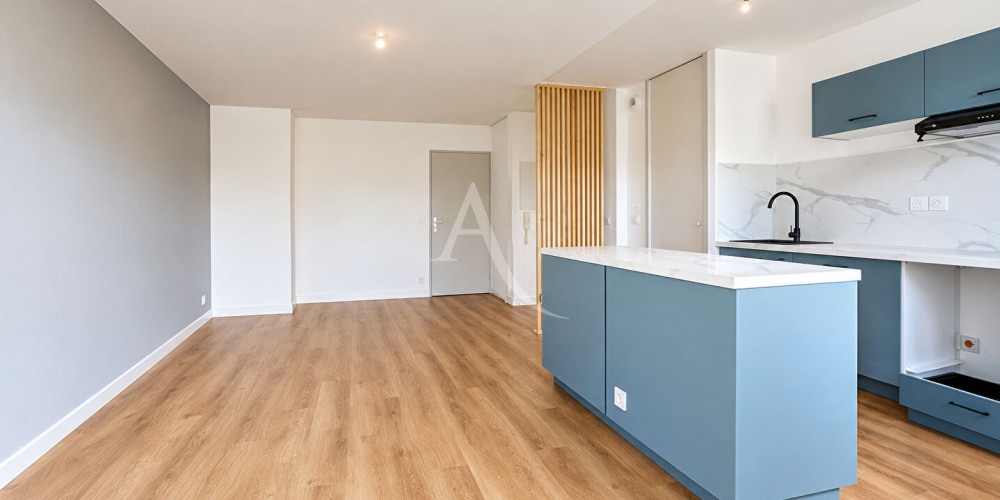 appartement à PAU (64000)