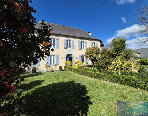 maison  PONTACQ