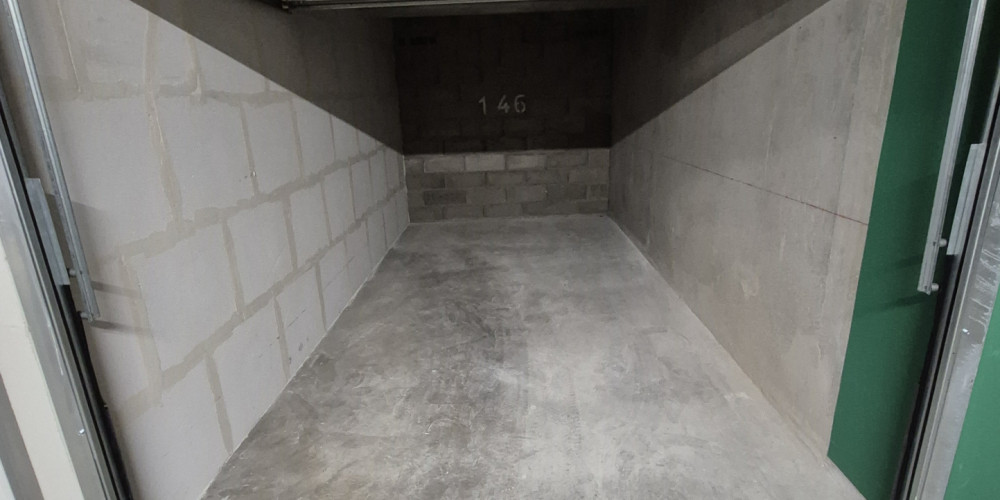 parking à BAYONNE (64100)