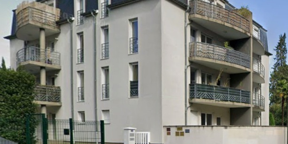 appartement à PAU (64000)