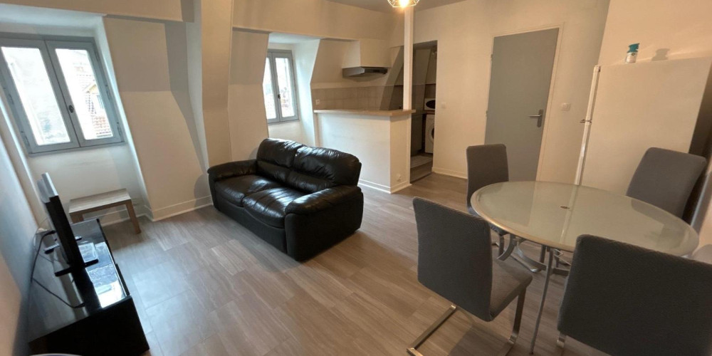 appartement à PAU (64000)