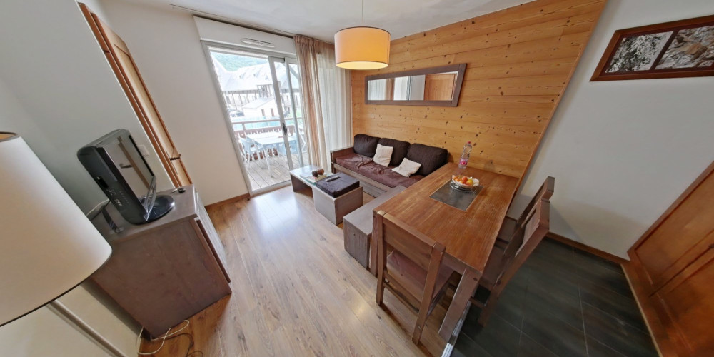 appartement à ST LARY SOULAN (65170)