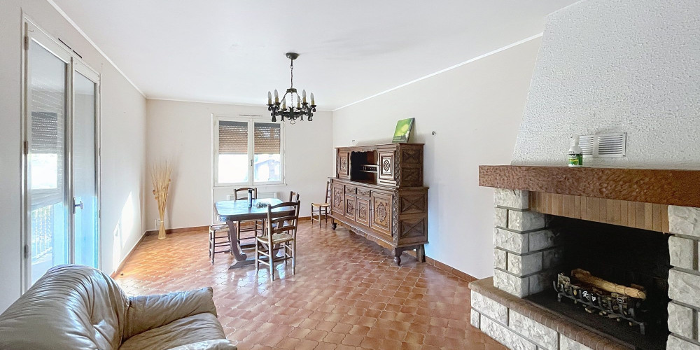 maison à THEZE (64450)