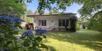 maison à PAU (64000)