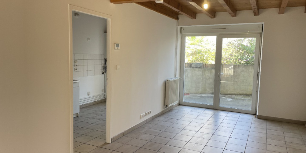 maison à LANNEMEZAN (65300)