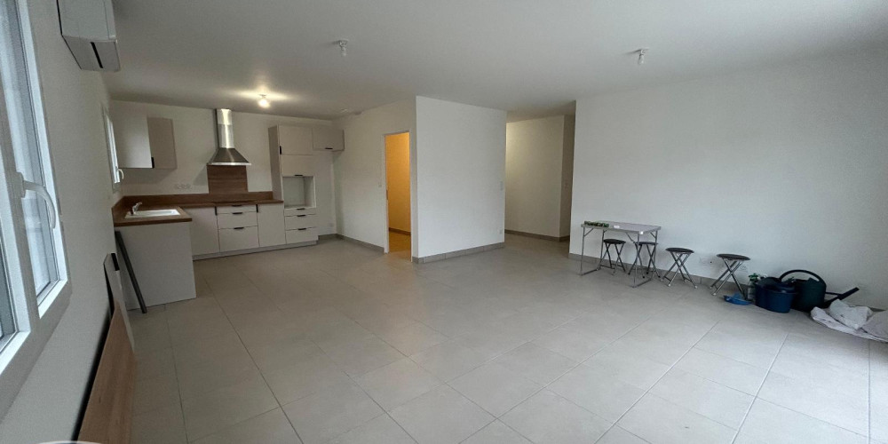 maison à LONS (64140)