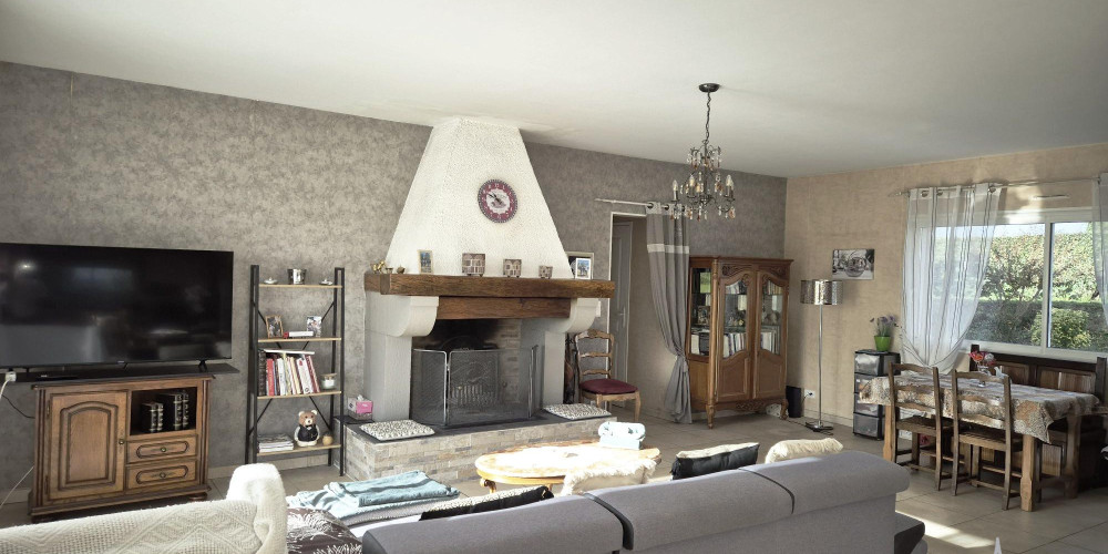 maison à SAUVETERRE DE BEARN (64390)