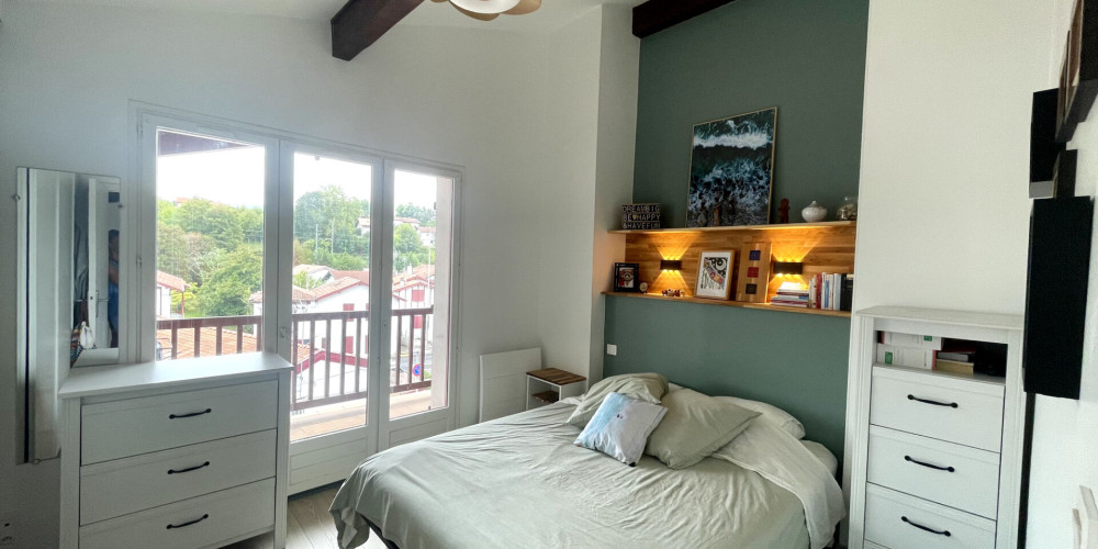 appartement à URRUGNE (64122)