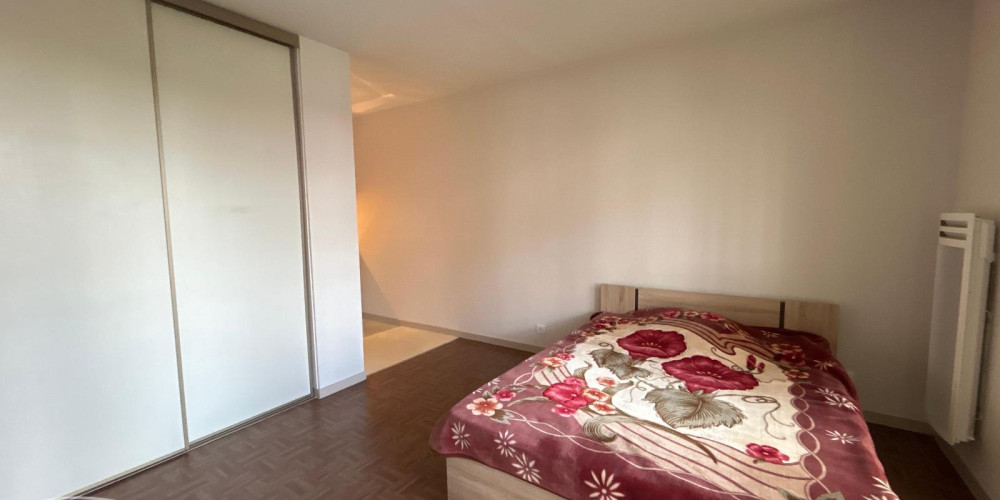 appartement à PAU (64000)