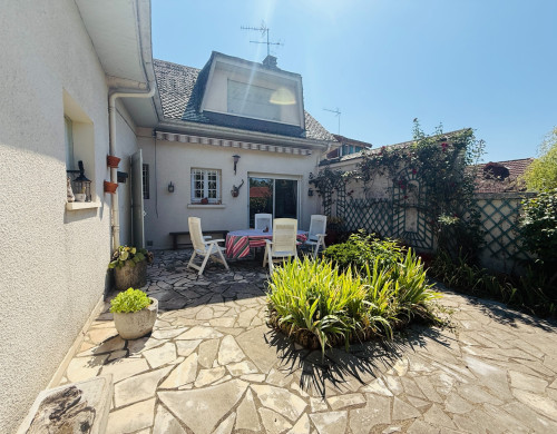 maison  GELOS
