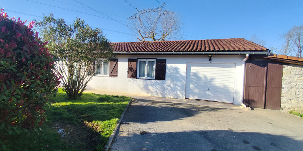 maison à BRISCOUS (64240)