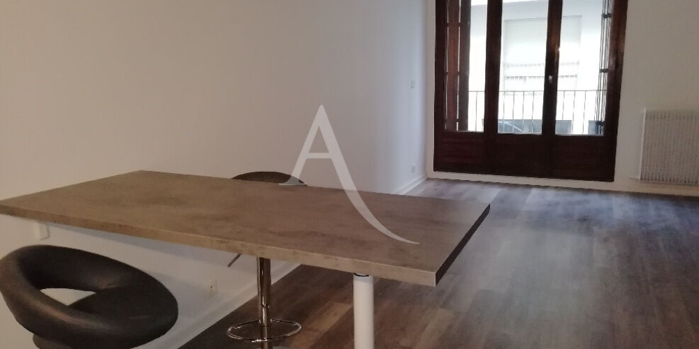 appartement à PAU (64000)