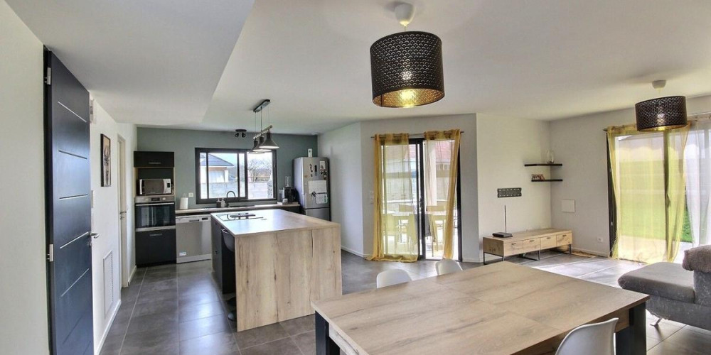 maison à SAUVAGNON (64230)