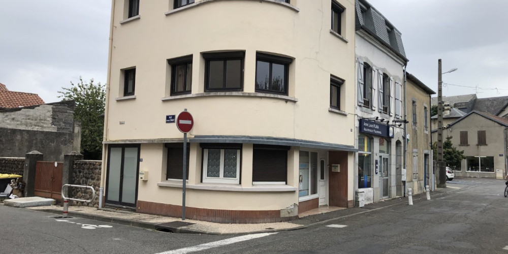 maison à LANNEMEZAN (65300)