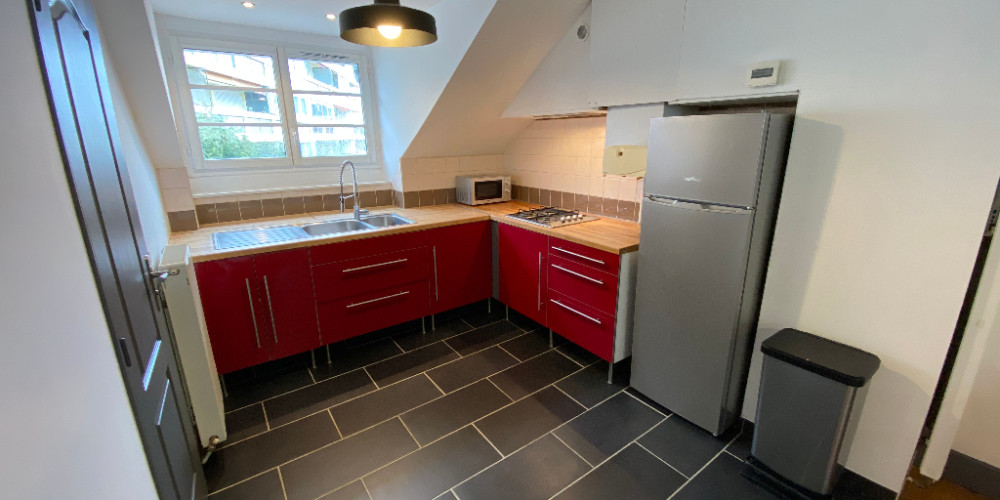 appartement à PAU (64000)
