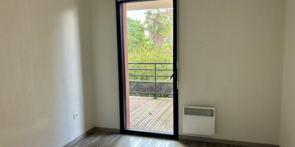 appartement à PAU (64000)