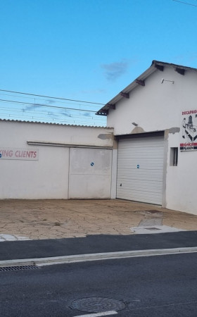 Local commercial  BOUCAU
