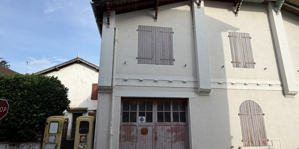 maison à BELLOCQ (64270)