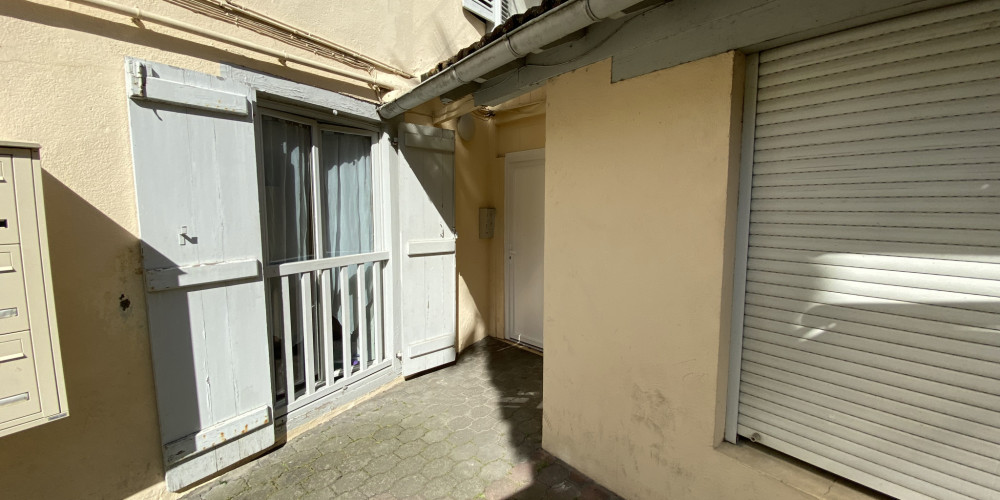 immeuble à BIZANOS (64320)