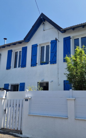 Maison  PUYOO