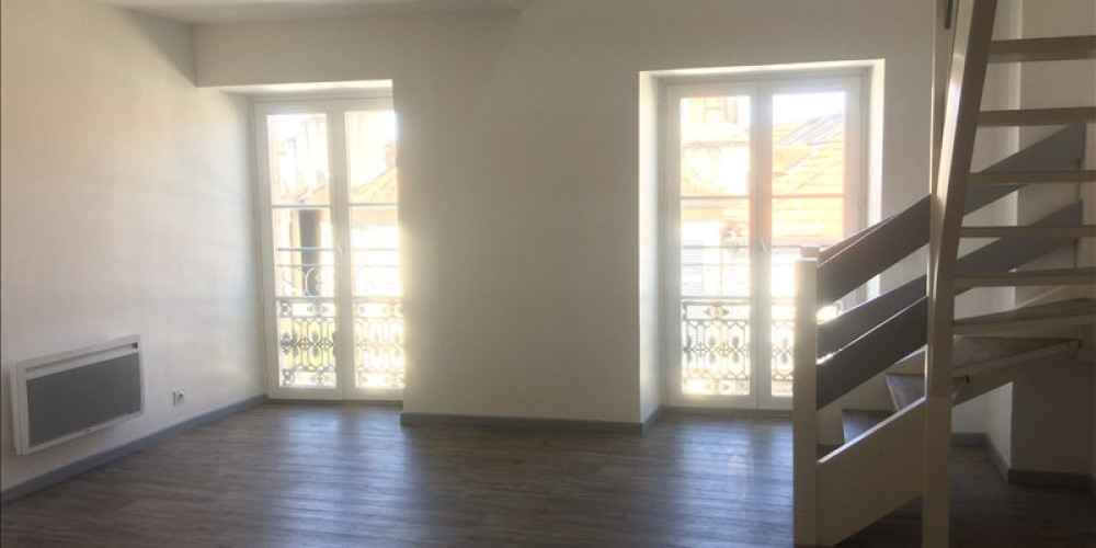 appartement à PAU (64000)