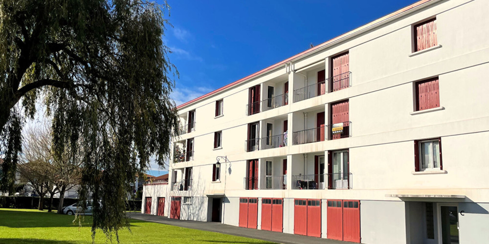 appartement à URRUGNE (64122)