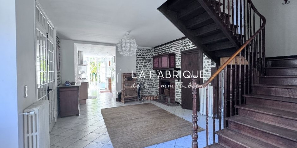 maison à JURANCON (64110)