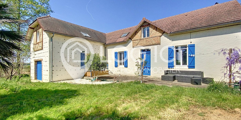 maison à VIC EN BIGORRE (65500)