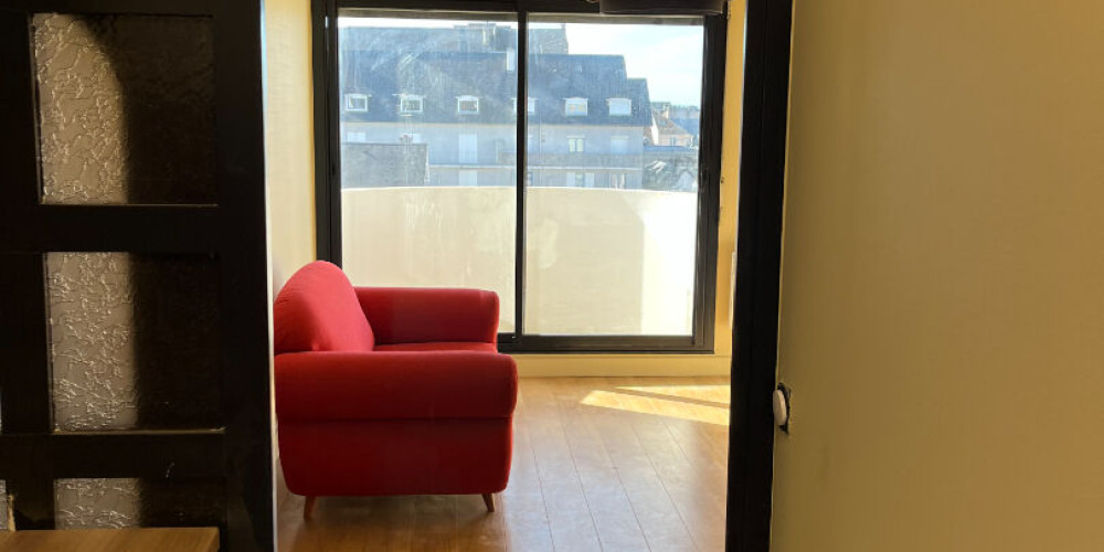 appartement à PAU (64000)