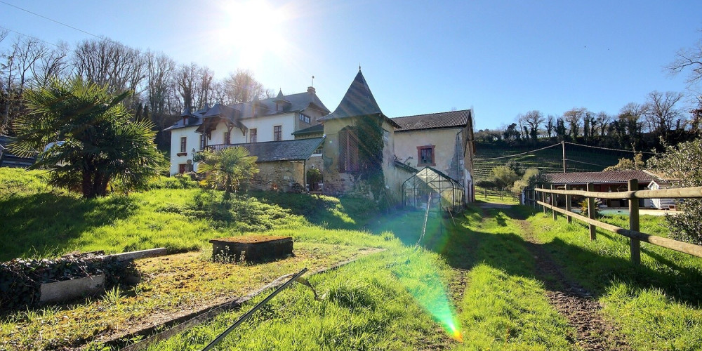 maison à JURANCON (64110)