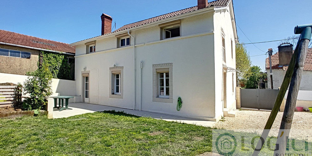 maison à THEZE (64450)