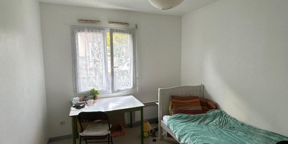 appartement à PAU (64000)