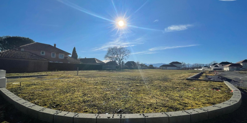 terrain à LEE (64320)