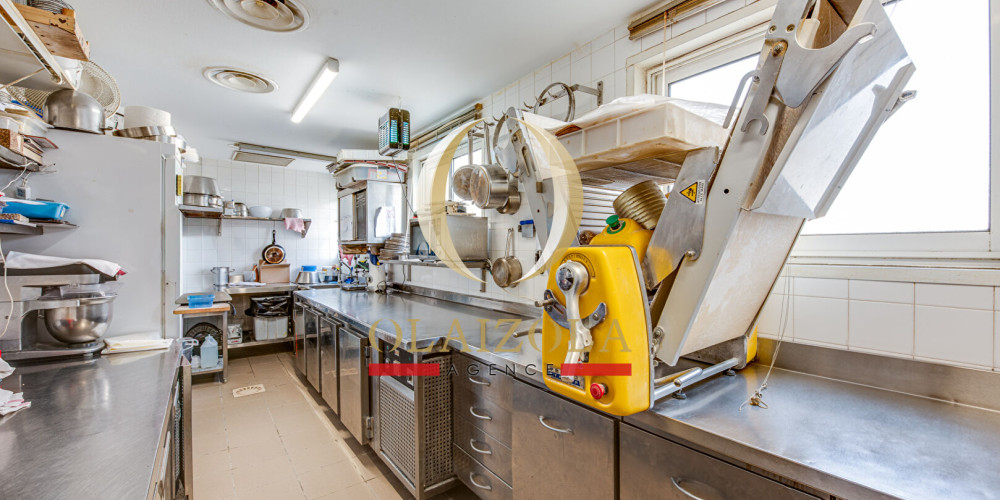 fond de commerce à ARBONNE (64210)