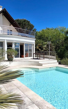 Maison  SERRES CASTET