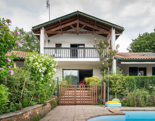 maison  BASSUSSARRY