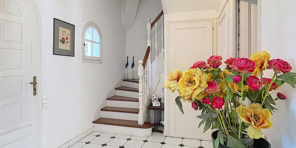 maison à PAU (64000)