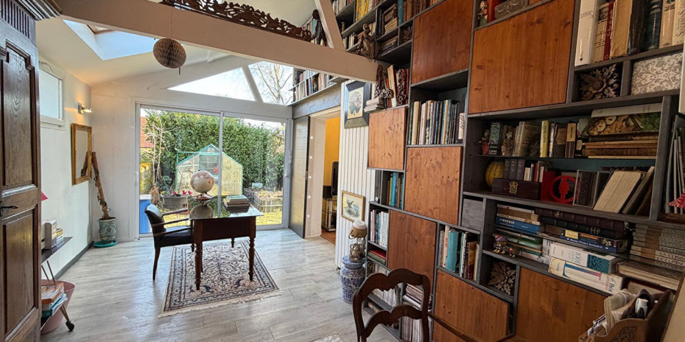 maison à PAU (64000)
